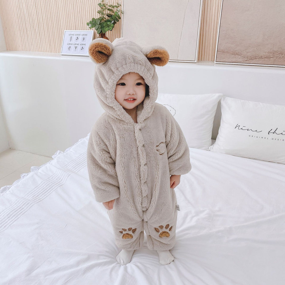 Adorable Plush Bear Onesie for Babies - Warm Hooded Jumpsuit with Paw Print Detail