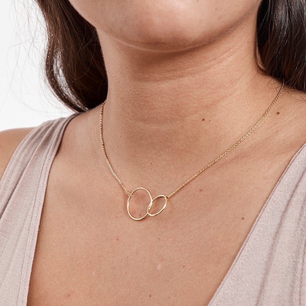 20th Anniversary Gift Necklace: First Anniversary Jewelry to Wife, Girlfriend, Partner, Her, Wedding Anniversary, 2 Interlocking Circles - Dear Ava