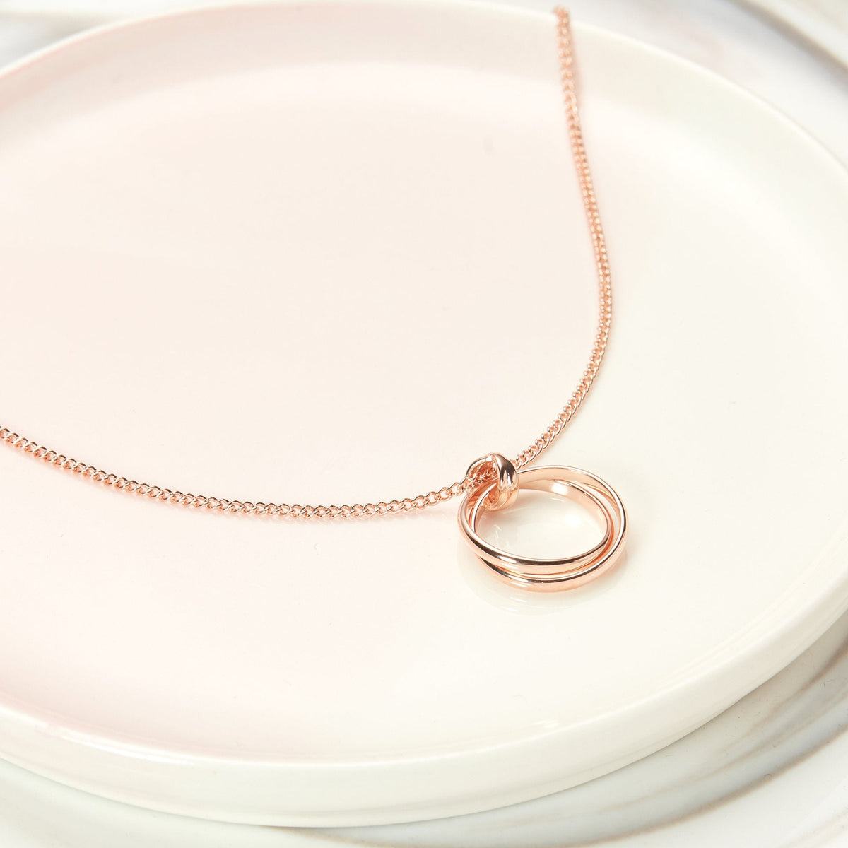 Daughter - In - Law Linked Circles Necklace - Dear Ava