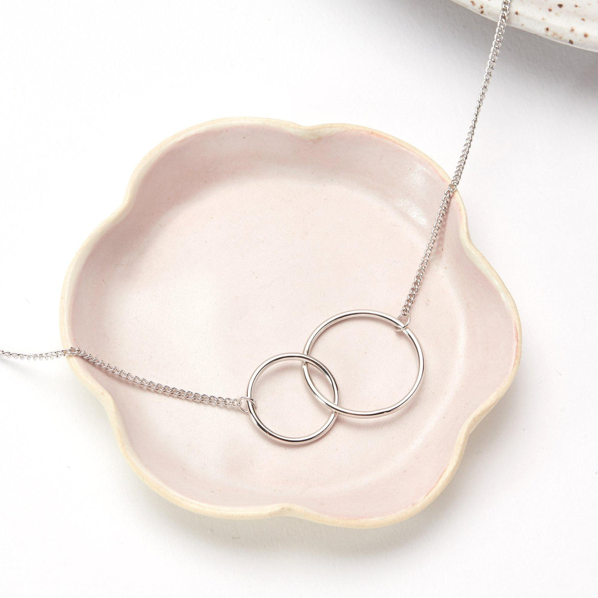 Two Interlocking Circles Necklace - Dear Ava