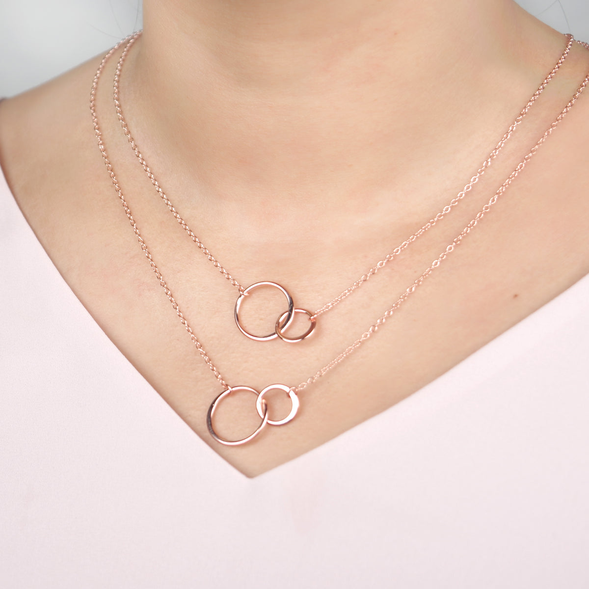 Mother &amp; Daughter Double Circles Necklace Set