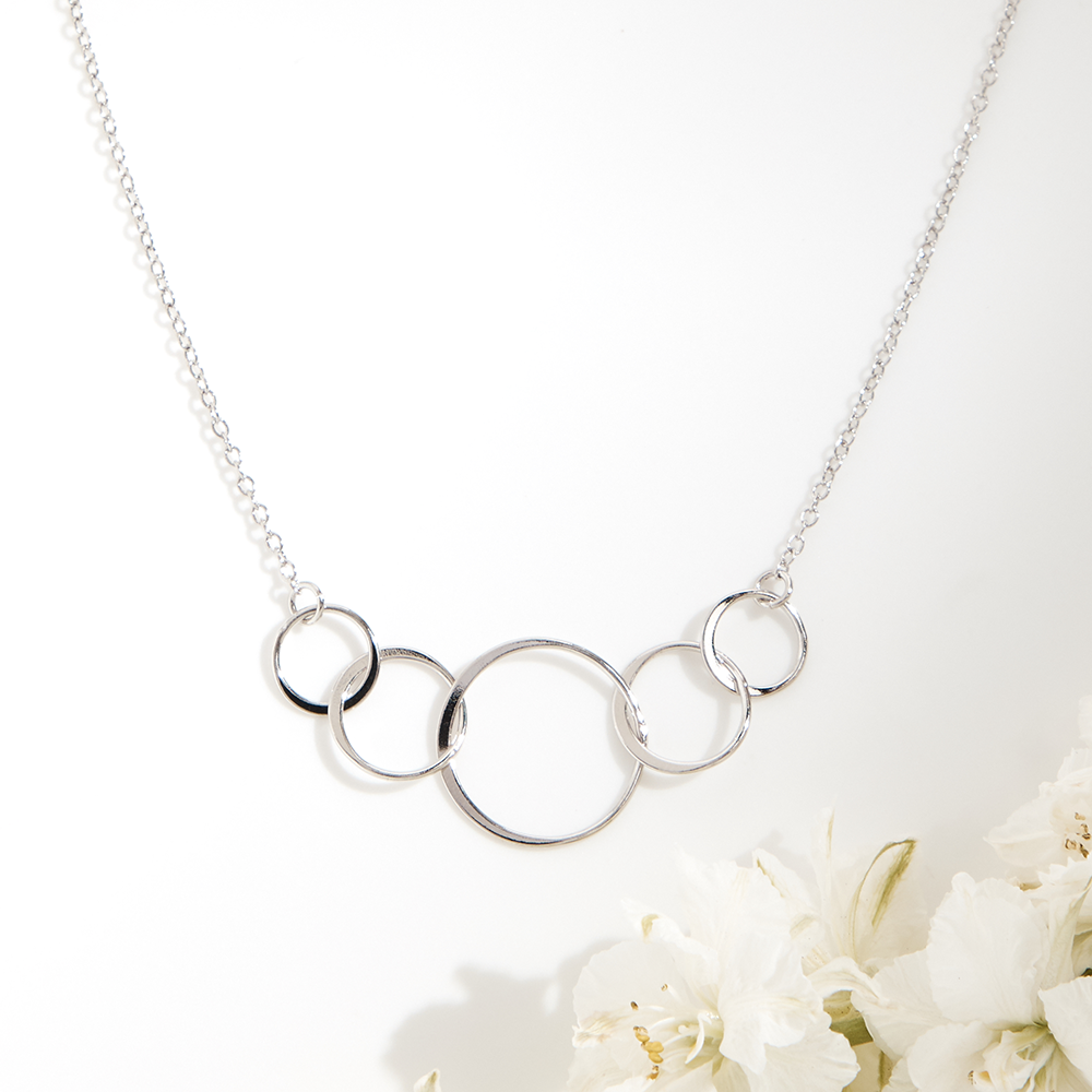 Sisters Five Circles Necklace